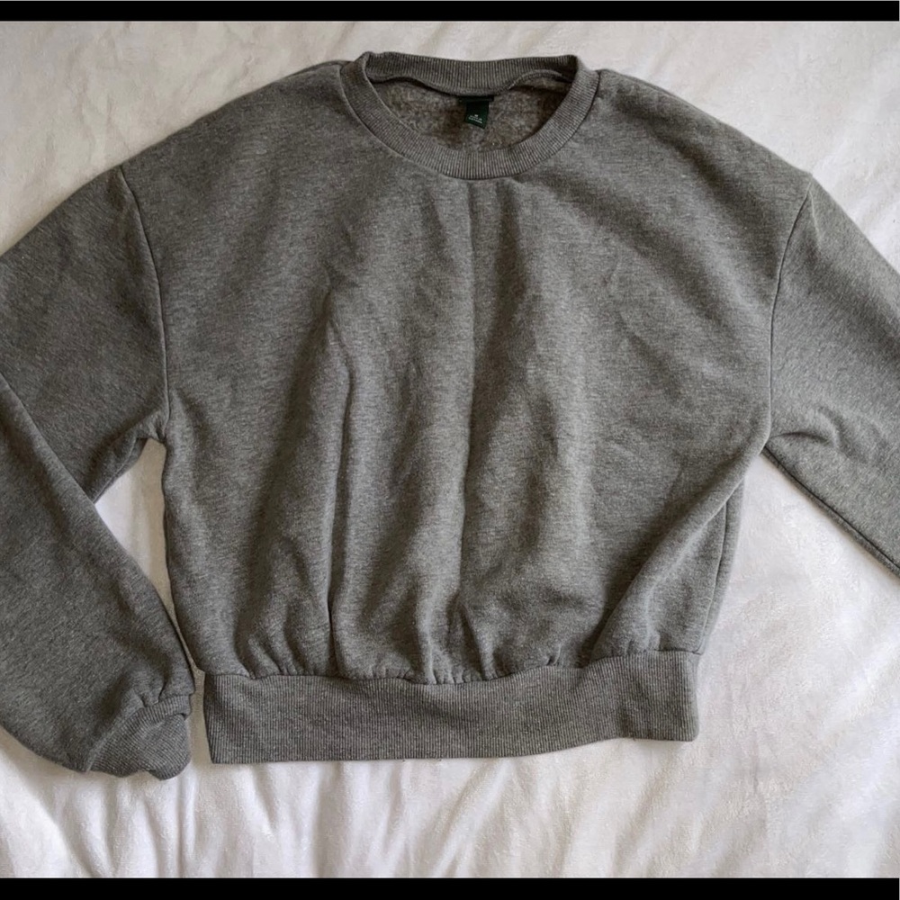 Thick sweatshirt